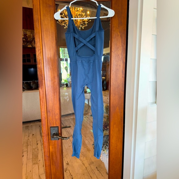 NWOT Free People Movement Jumpsuit - Picture 2 of 3